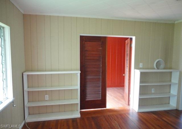 ALLEN COURT - Residential