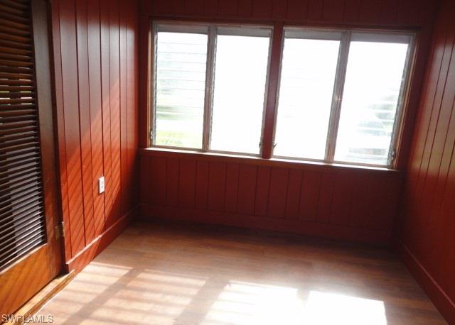 ALLEN COURT - Residential