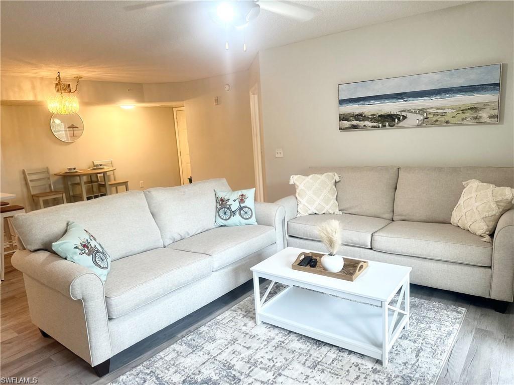 SAN MIRAGE - Residential Lease