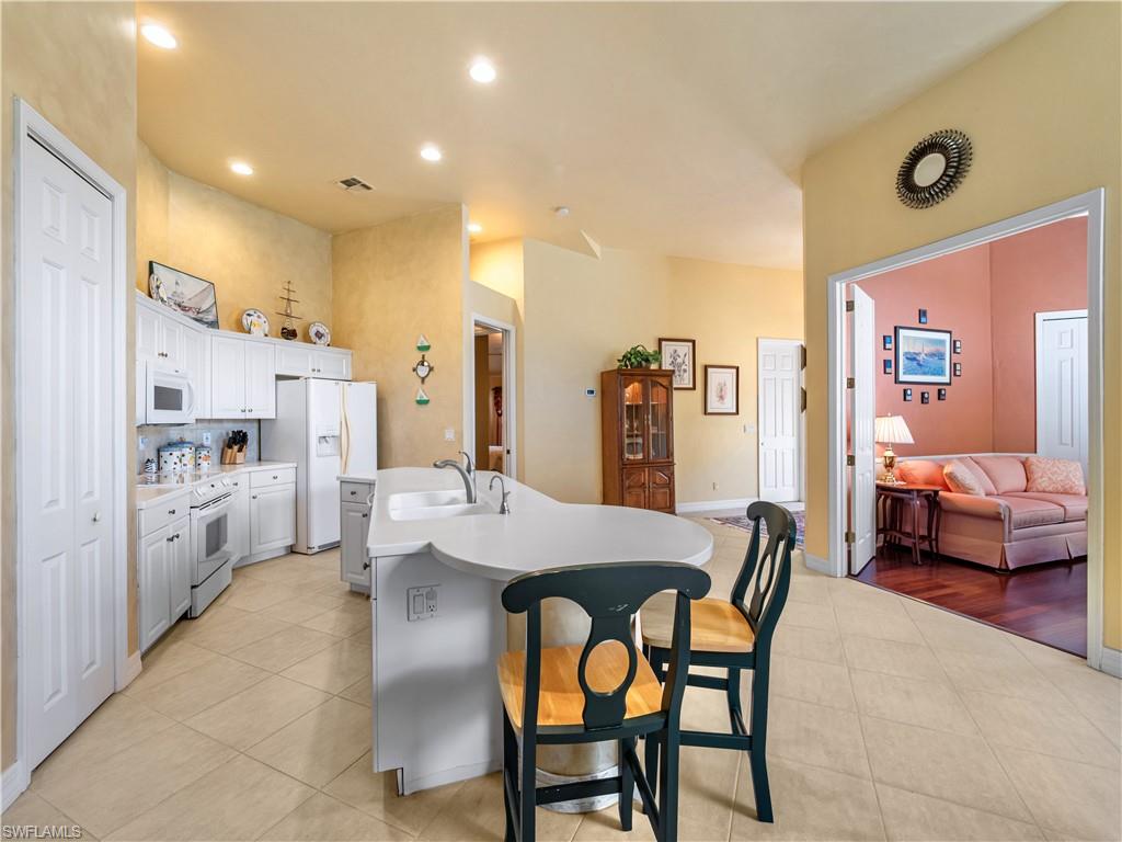 WATERS EDGE TWO AT PEPPERTREE POINTE - Residential