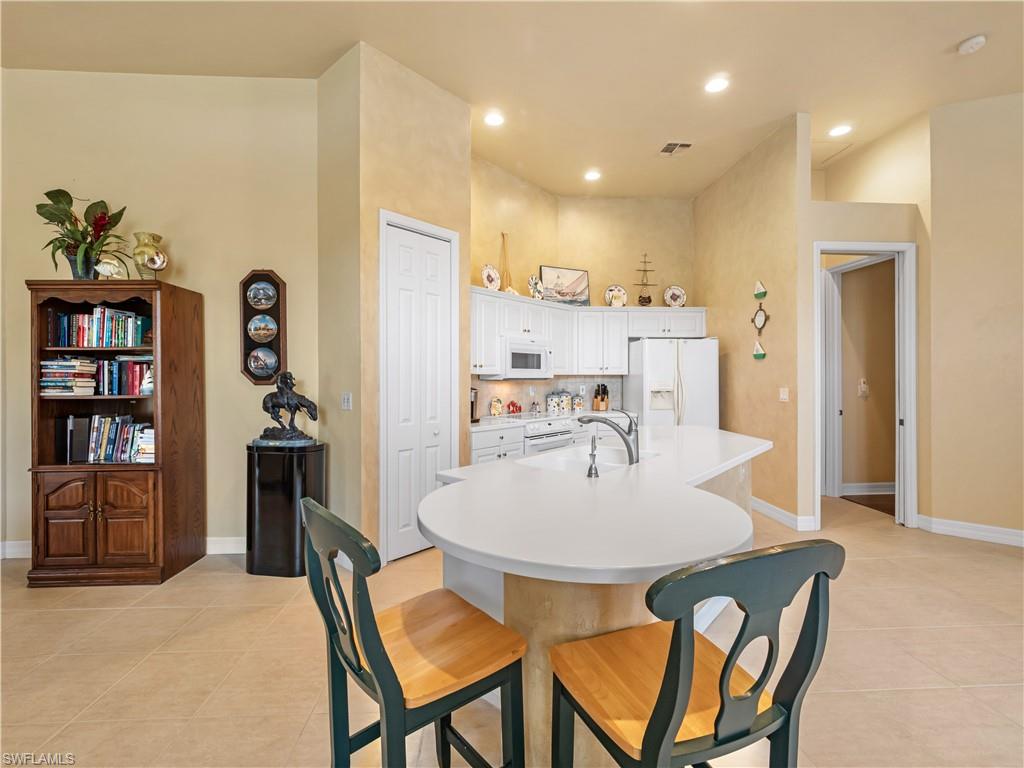 WATERS EDGE TWO AT PEPPERTREE POINTE - Residential