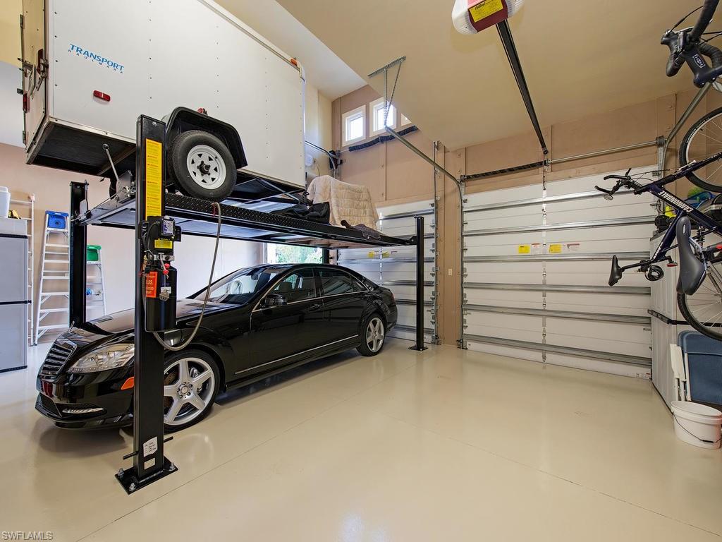 OLDE NAPLES - Residential