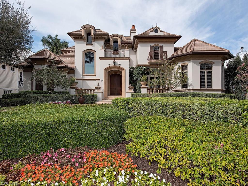 OLDE NAPLES - Residential