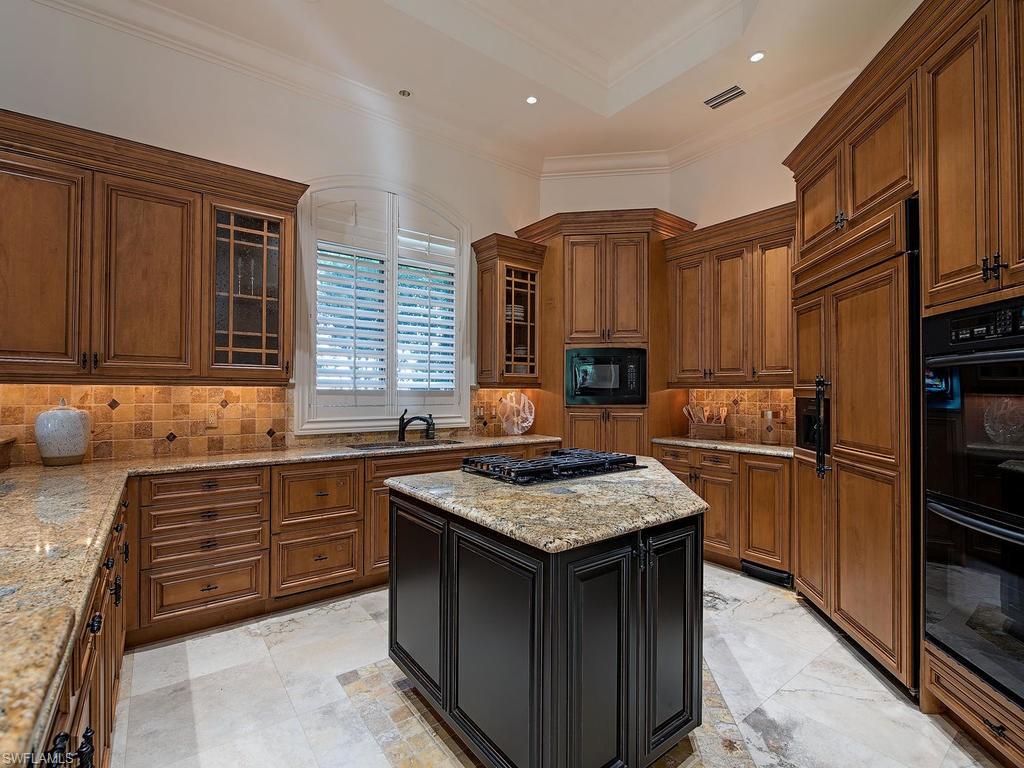 OLDE NAPLES - Residential