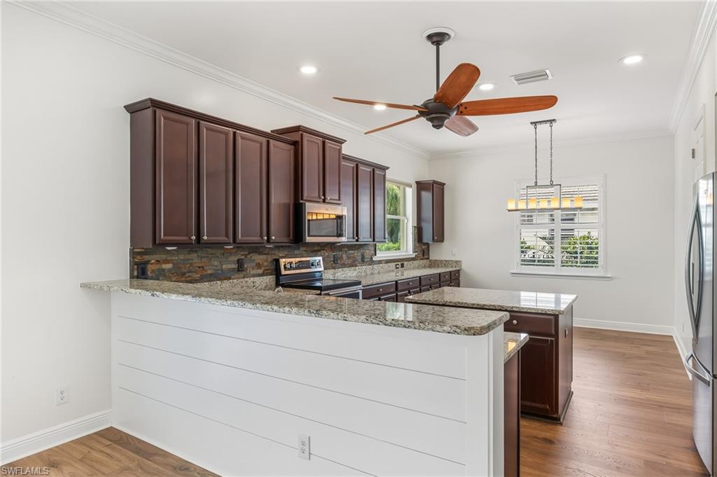 SANDOVAL - Residential