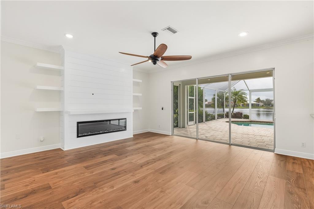 SANDOVAL - Residential