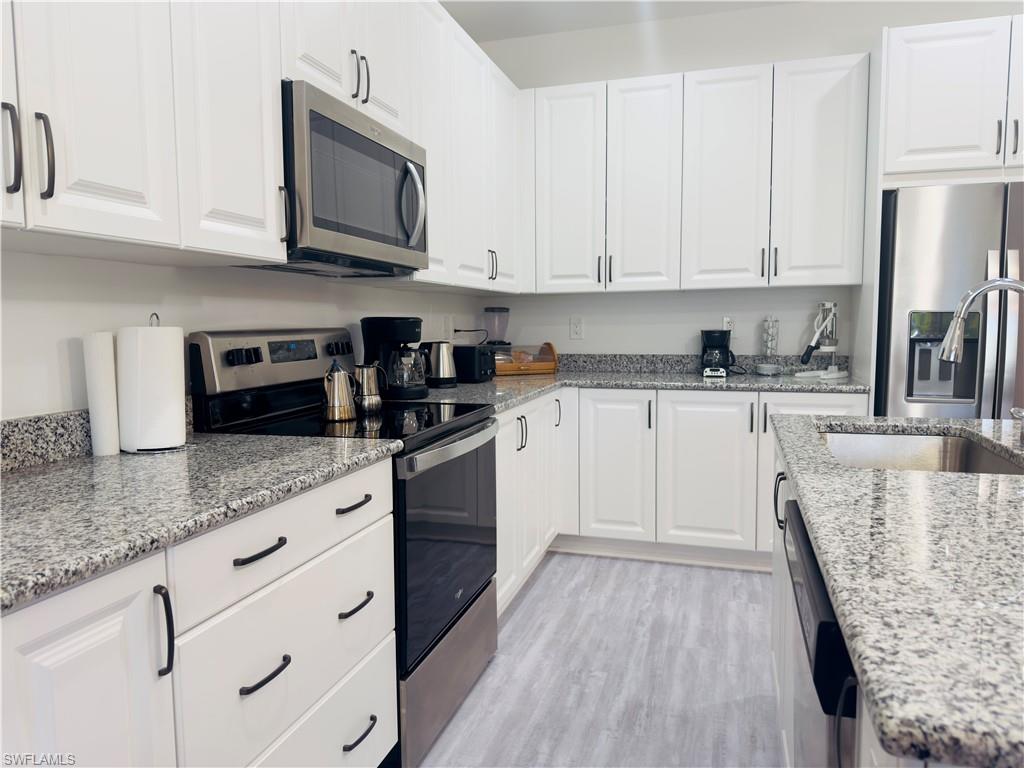 CAPE CORAL - Residential Lease