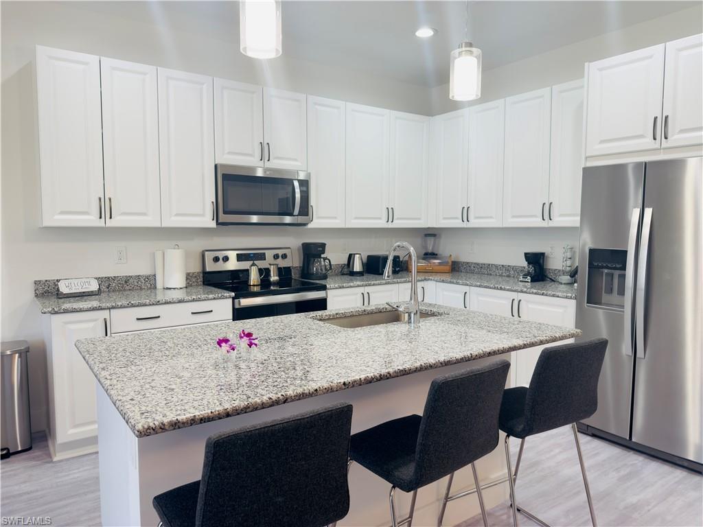 CAPE CORAL - Residential Lease