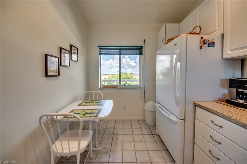 GOLFVIEW GOLF & RACQUET CLUB - Residential