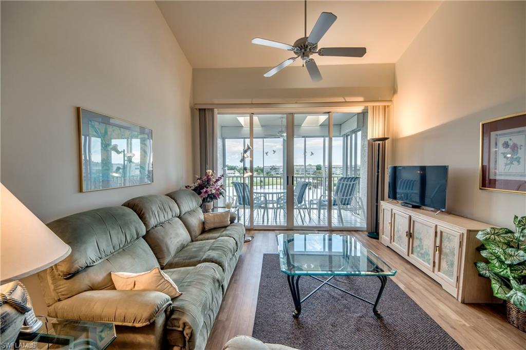 GOLFVIEW GOLF & RACQUET CLUB - Residential