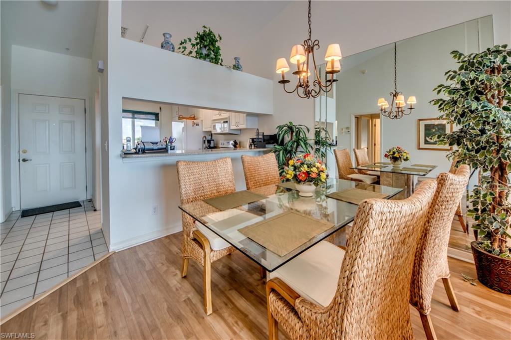 GOLFVIEW GOLF & RACQUET CLUB - Residential