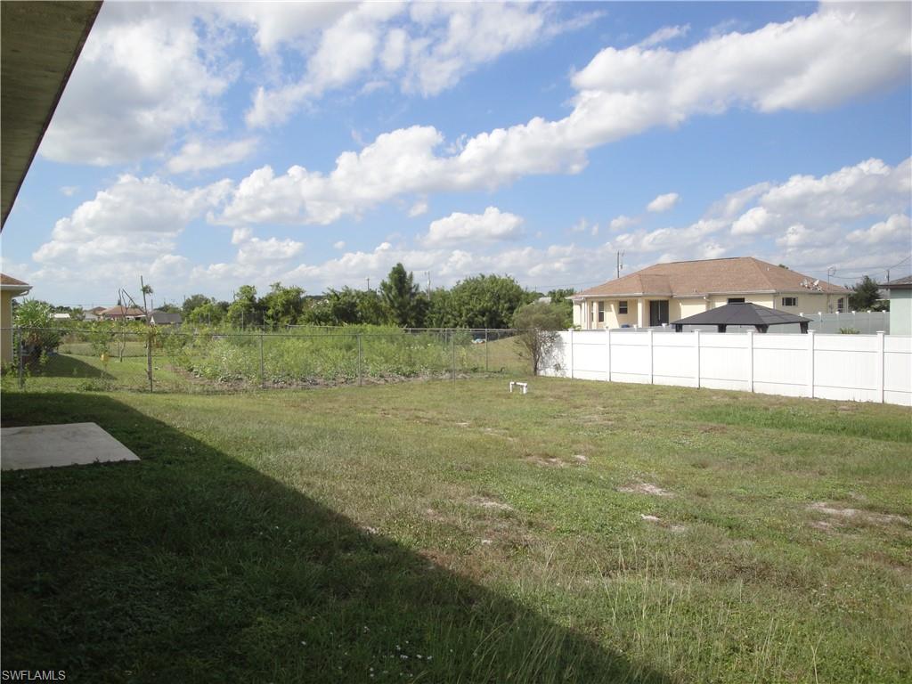 LEHIGH ACRES - Residential