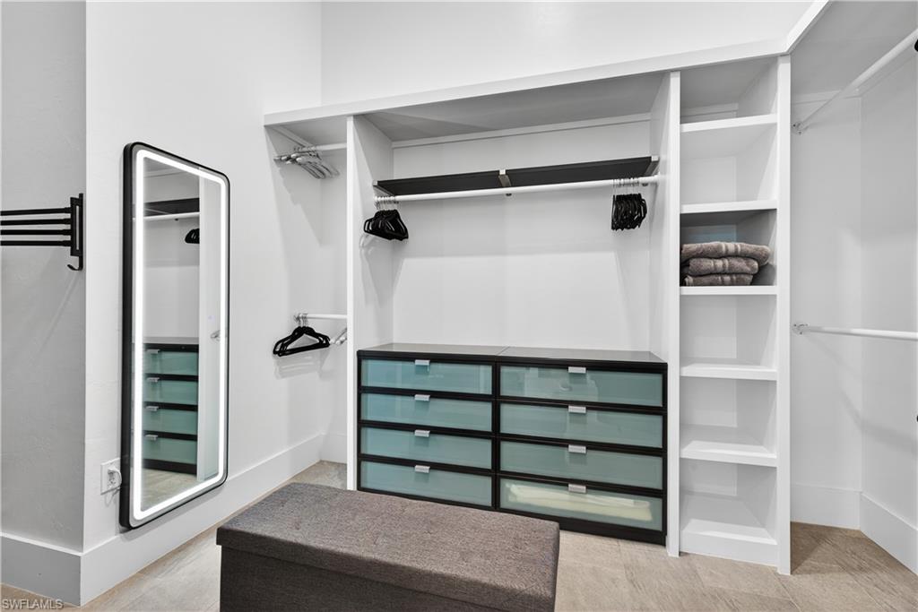 BELL VILLA - Residential Lease