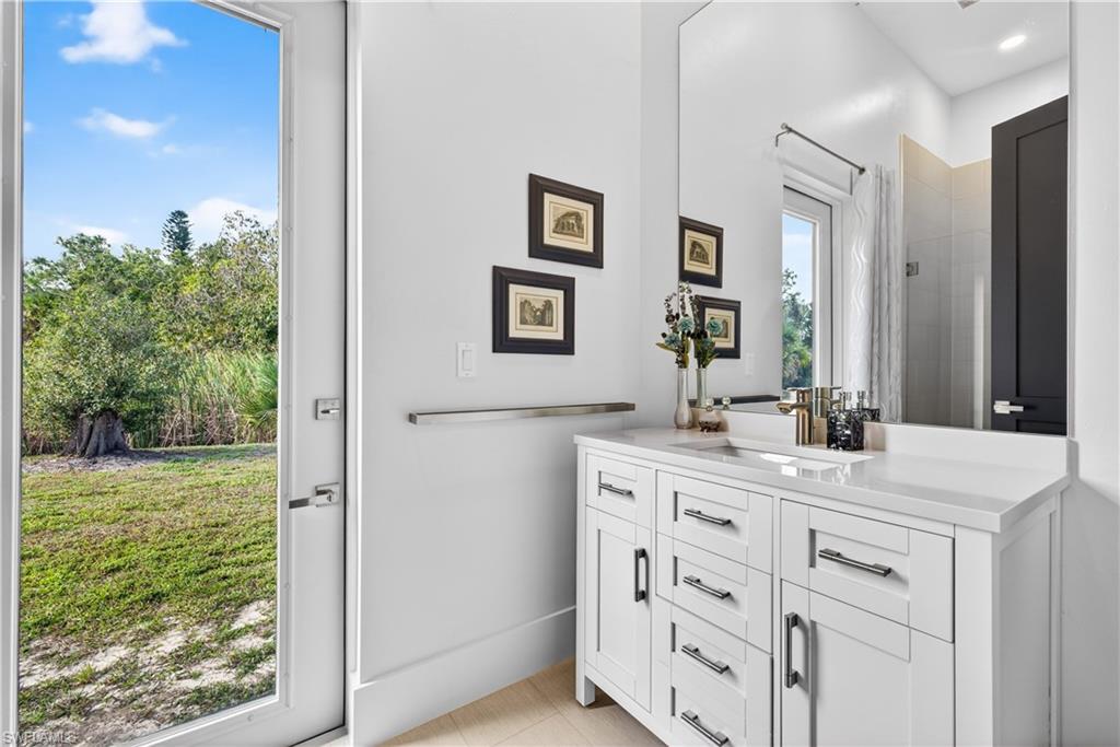 BELL VILLA - Residential Lease