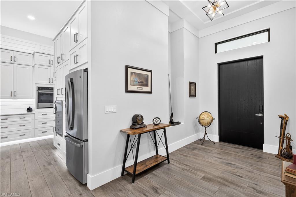 BELL VILLA - Residential Lease