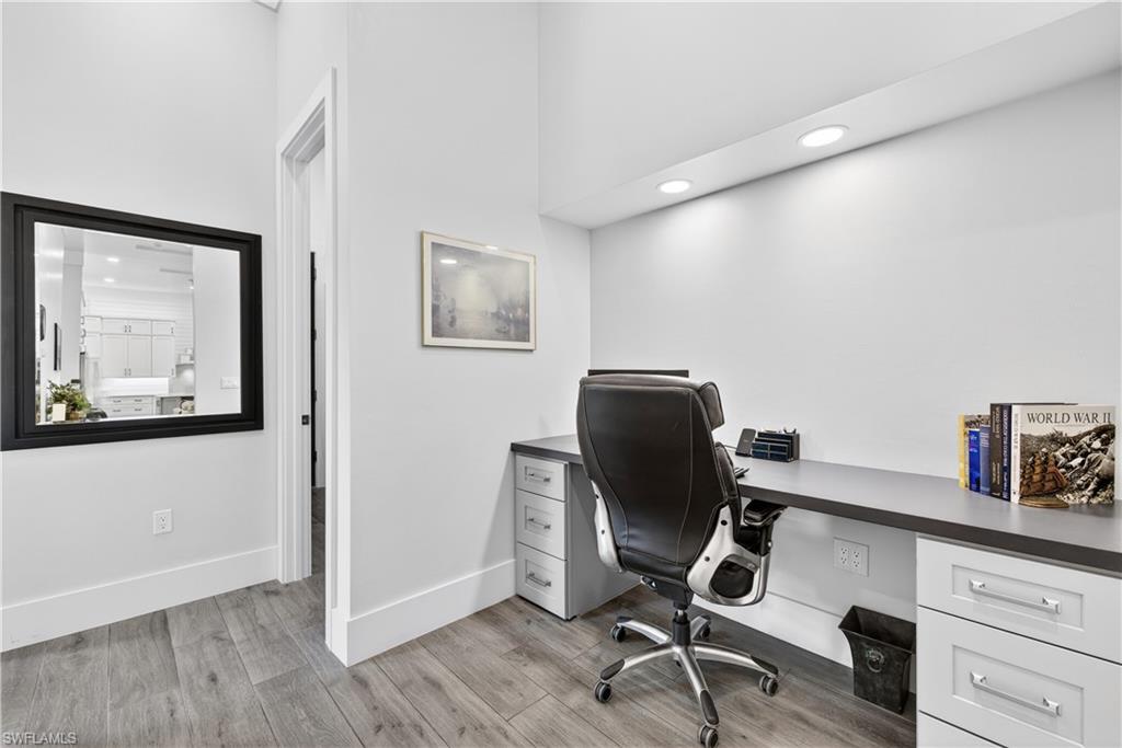 BELL VILLA - Residential Lease