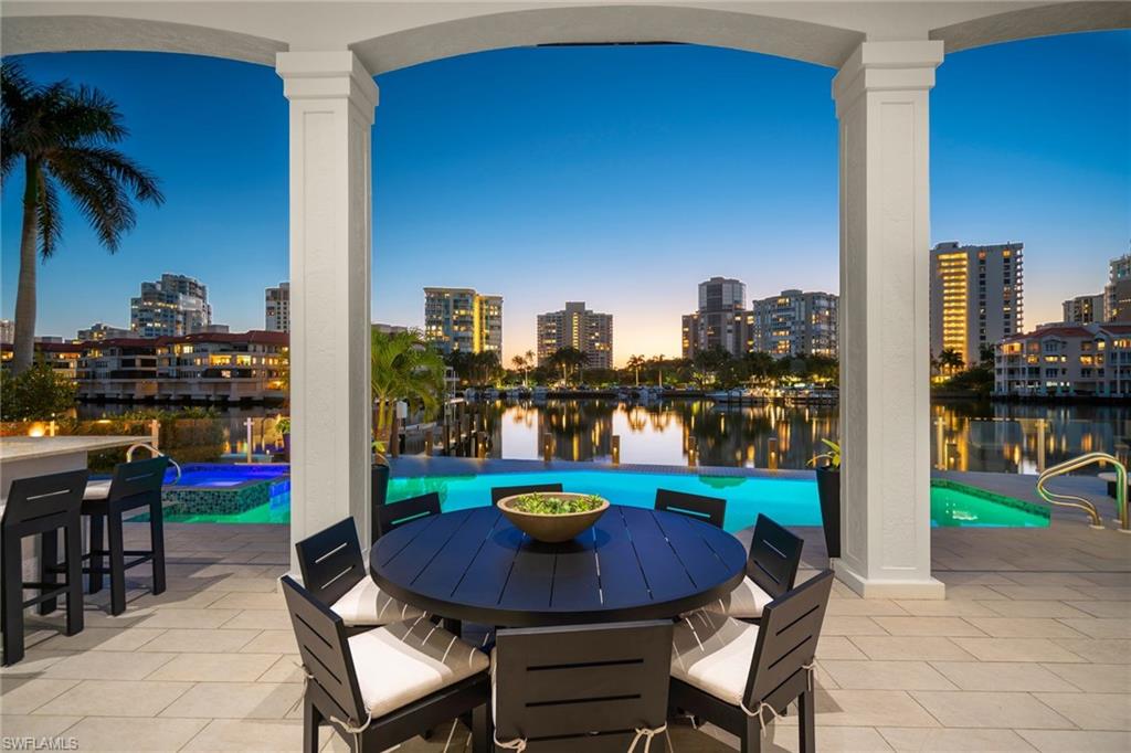 PARK SHORE - Residential