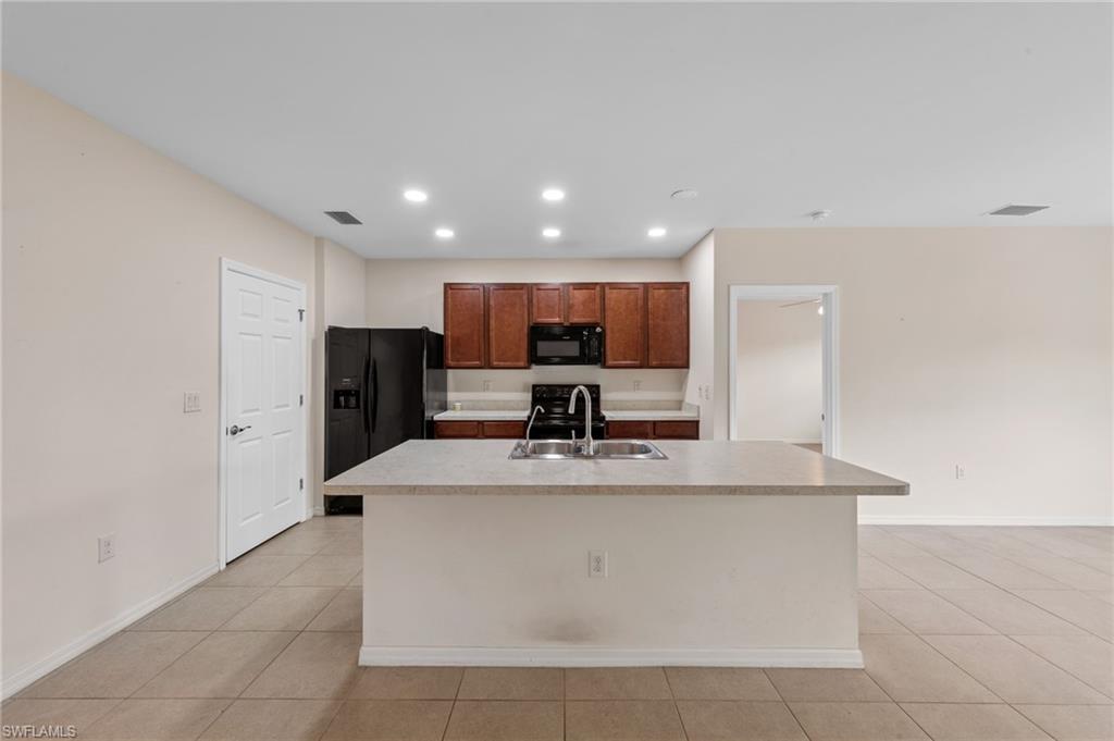 MARBLEBROOK - Residential