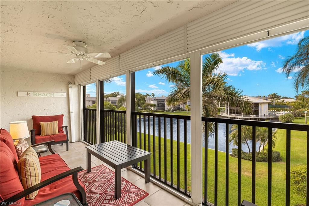 HIDDEN LAKE VILLAS - Residential