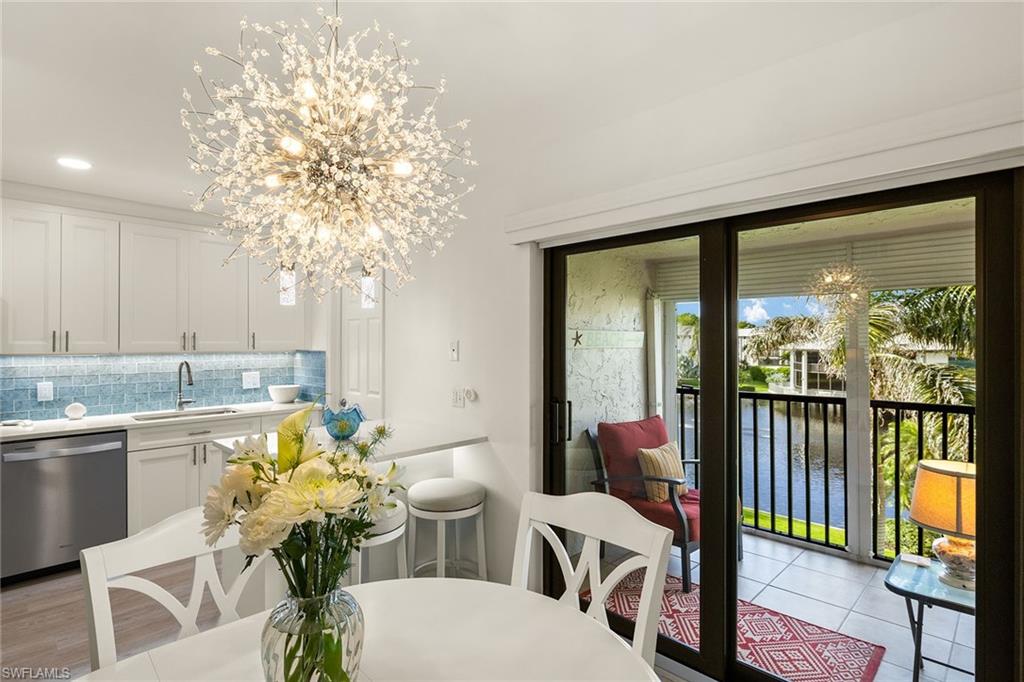 HIDDEN LAKE VILLAS - Residential