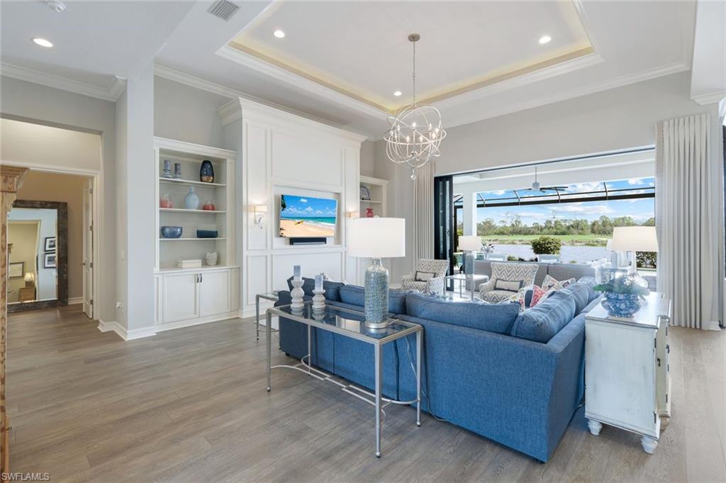 ESPLANADE - Residential