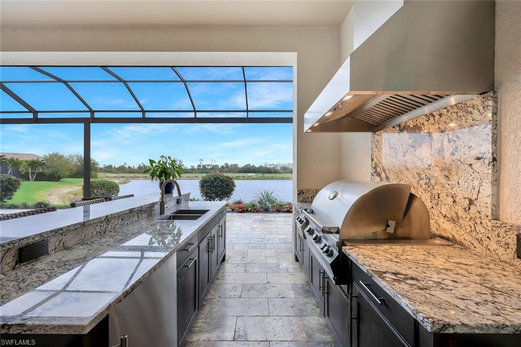 ESPLANADE - Residential