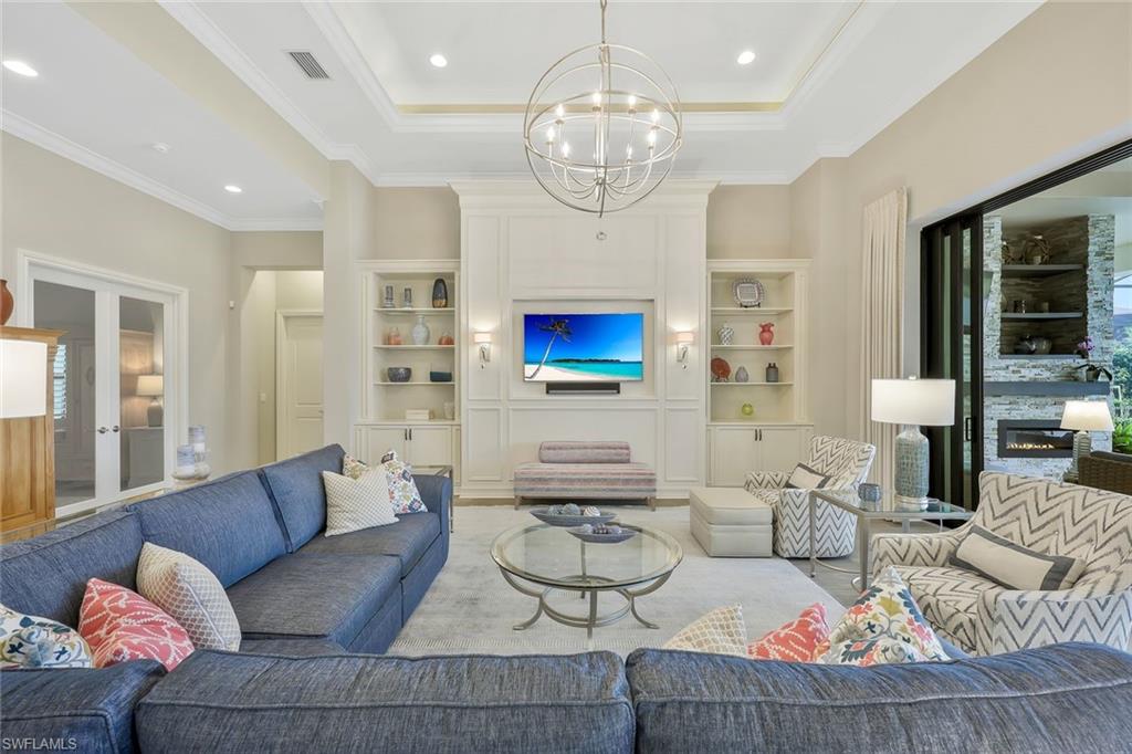 ESPLANADE - Residential