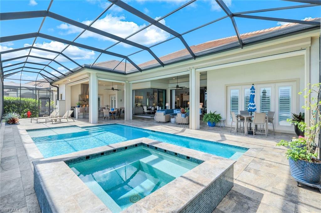 ESPLANADE - Residential