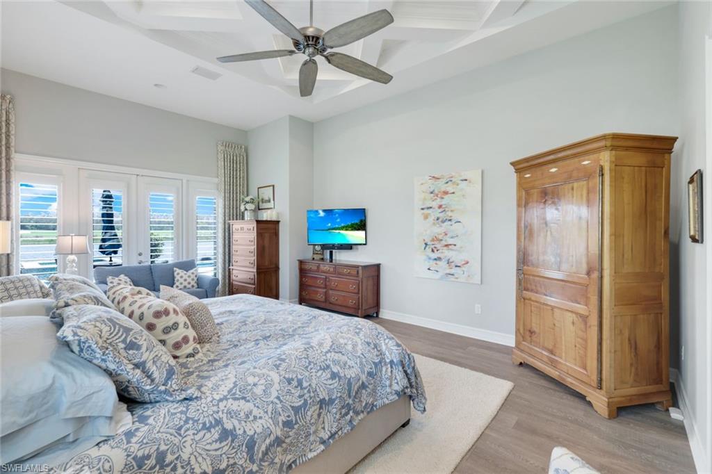 ESPLANADE - Residential