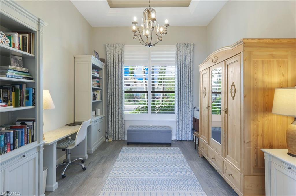 ESPLANADE - Residential