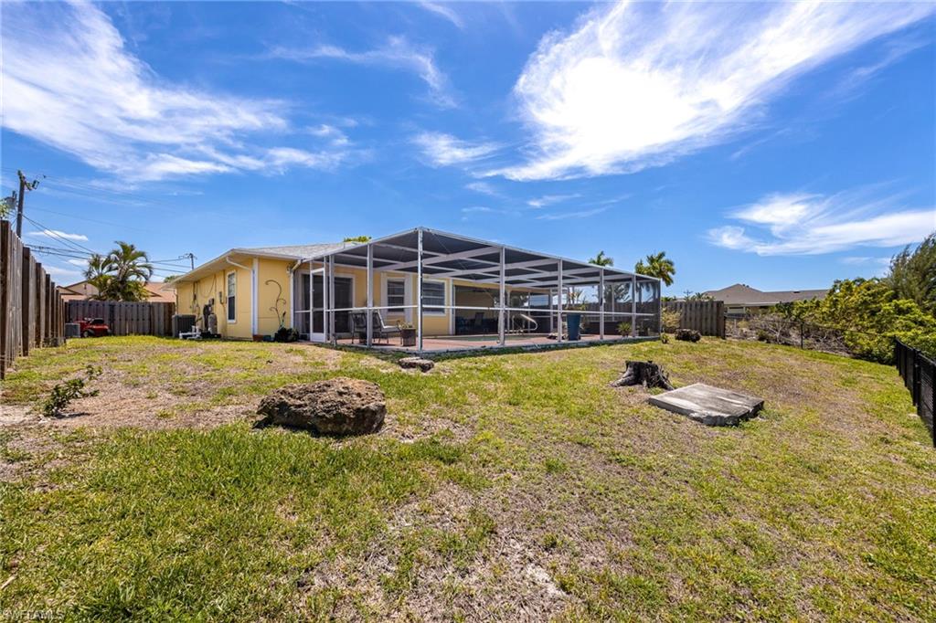 CAPE CORAL - Residential