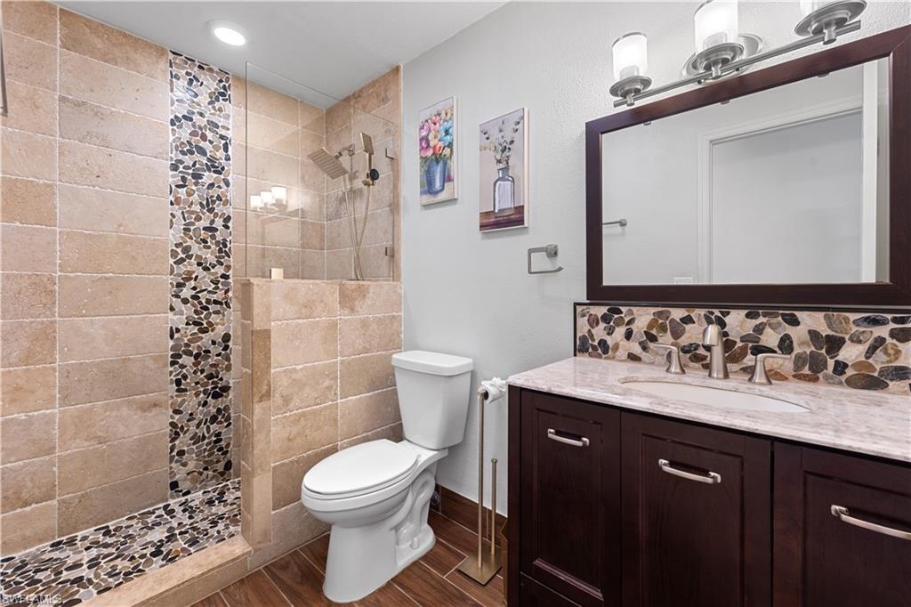 FLAMINGO ESTATES - Residential