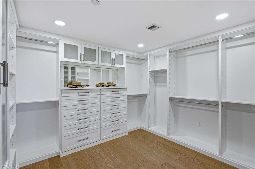 MORAYA BAY - Residential