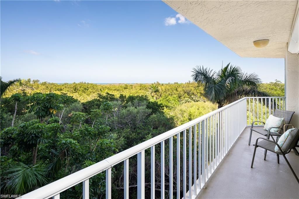 Photo of 5550 Heron Point DR #305, NAPLES, FL 34108 (MLS # 226013829)