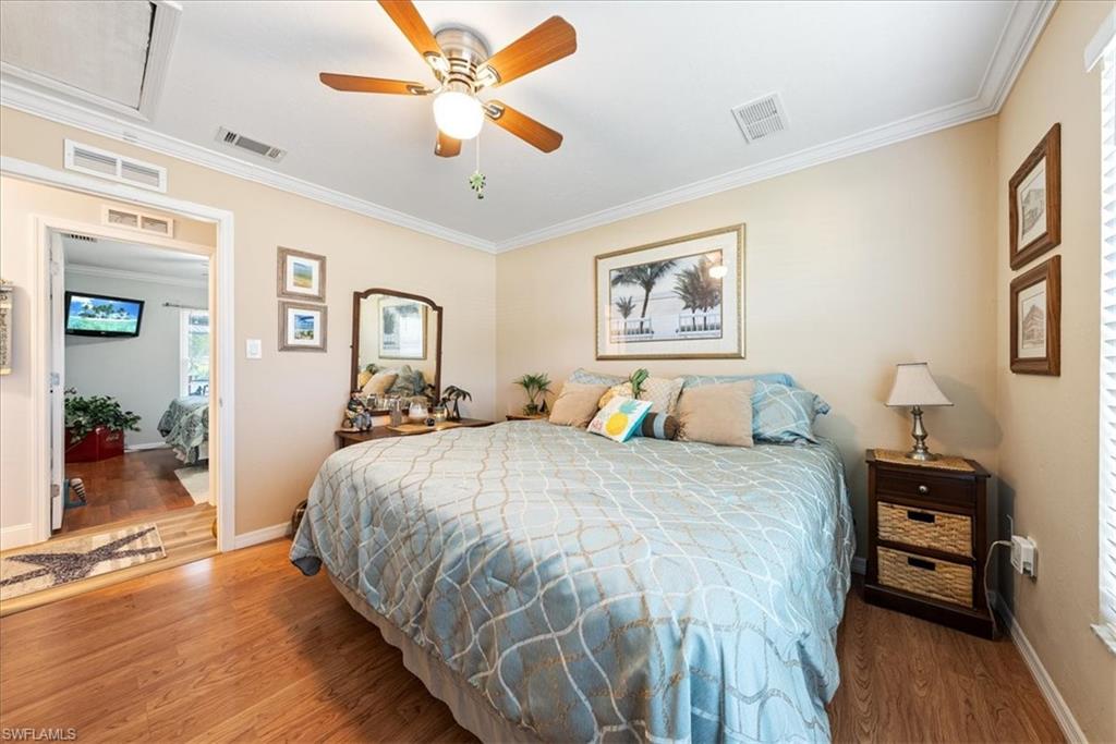 SANDY HOLLOW - Residential