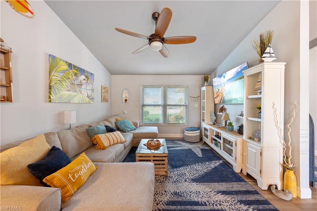 SANDY HOLLOW - Residential