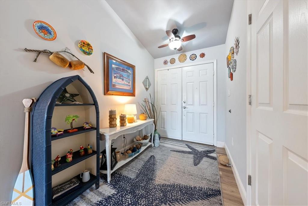 SANDY HOLLOW - Residential