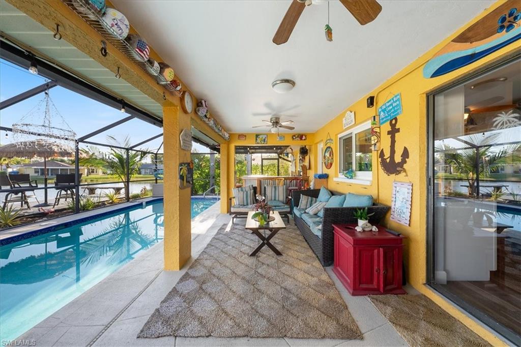 SANDY HOLLOW - Residential