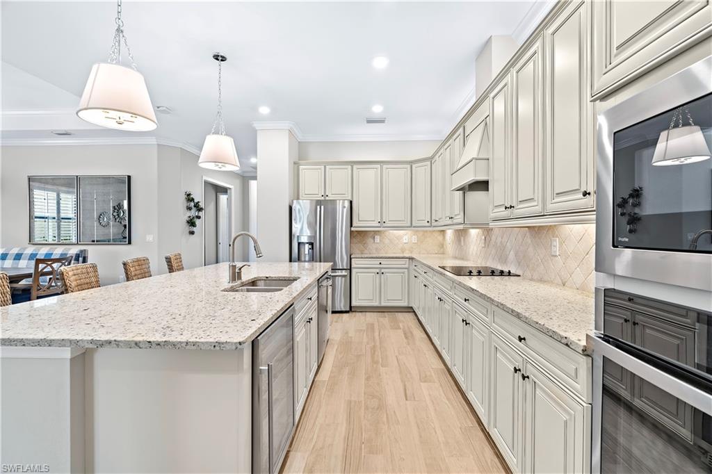 BONITA NATIONAL GOLF AND COUNTRY CLUB - Residential