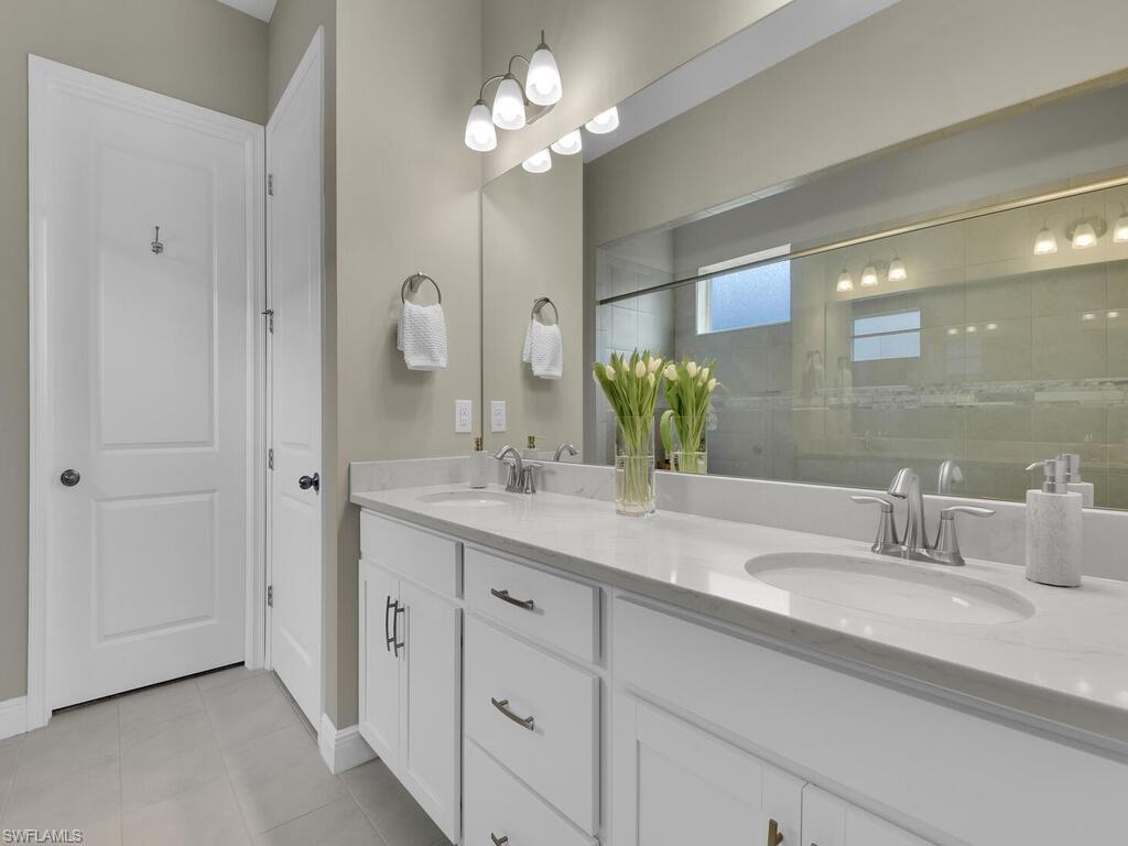 COMPASS LANDING - Residential