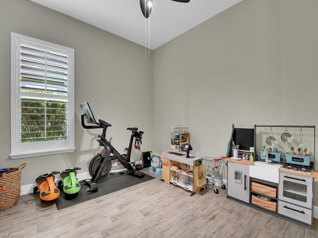 COMPASS LANDING - Residential