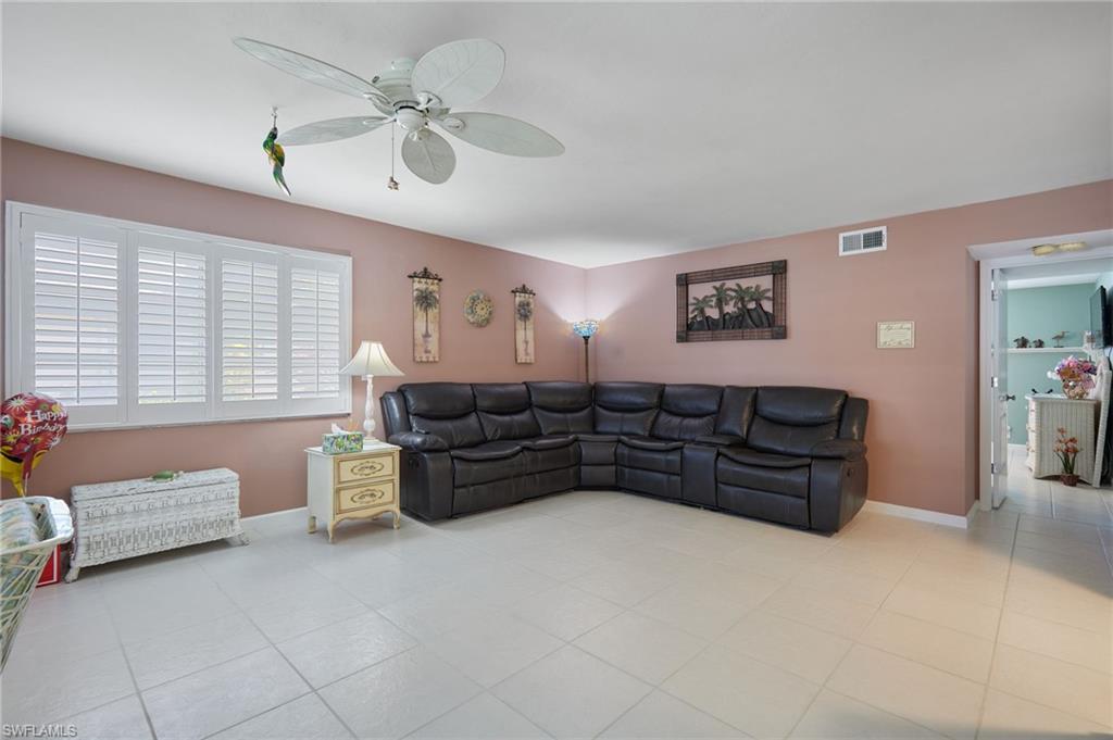 HIDDEN HARBOUR ONE CONDO - Residential