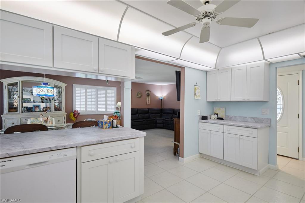 HIDDEN HARBOUR ONE CONDO - Residential