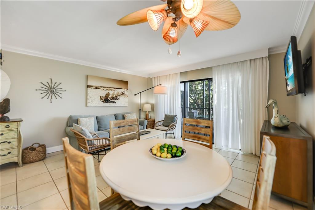 TENNIS VILLAS - Residential