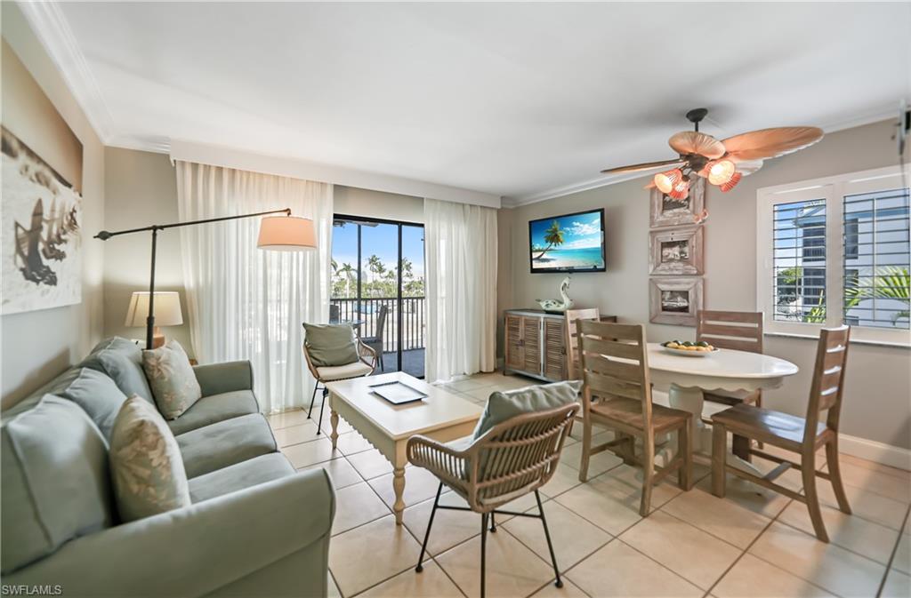 TENNIS VILLAS - Residential