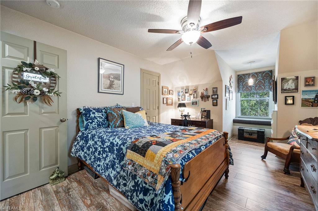 PERRYS SUBD - Residential