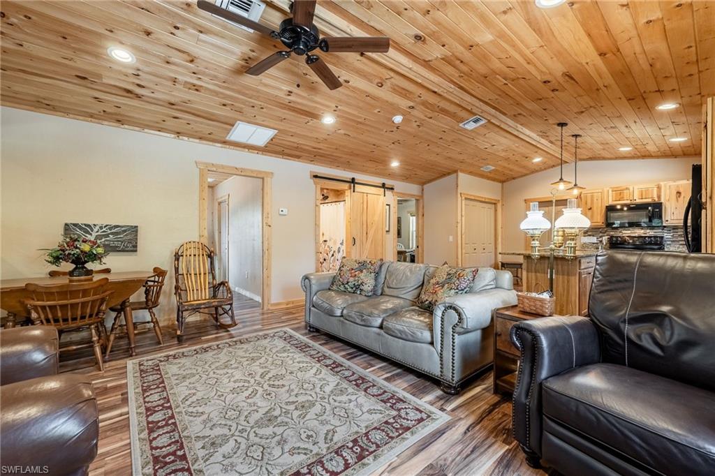 PERRYS SUBD - Residential