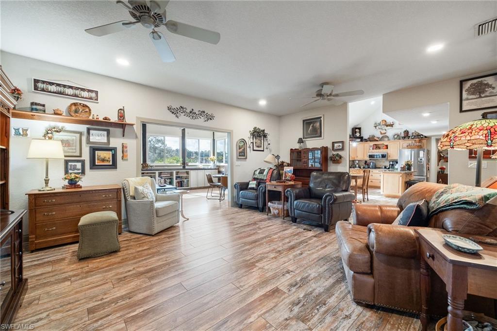 PERRYS SUBD - Residential