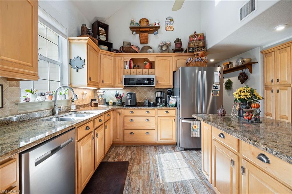 PERRYS SUBD - Residential