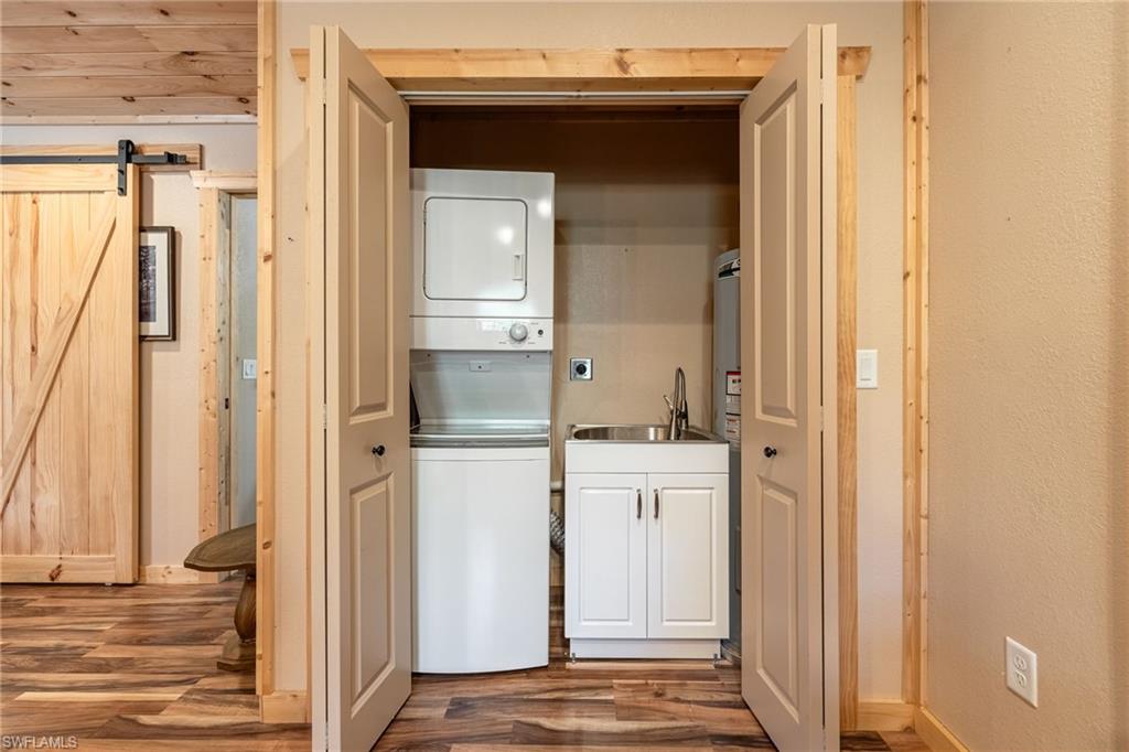 PERRYS SUBD - Residential